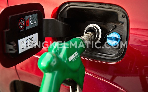 Apa Perbedaan antara Mesin Diesel dengan Mesin Bensin?